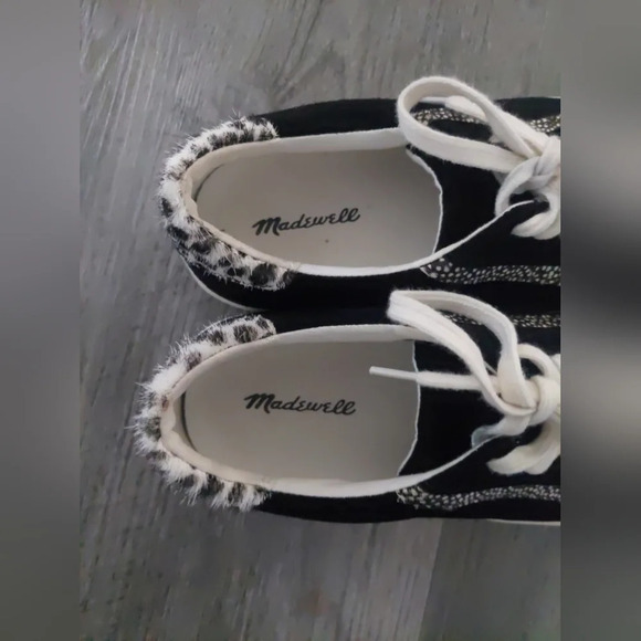 Madewell Sidewalk sneaker low top lace up  Black/ white spotted Calf hai… - Picture 6 of 10